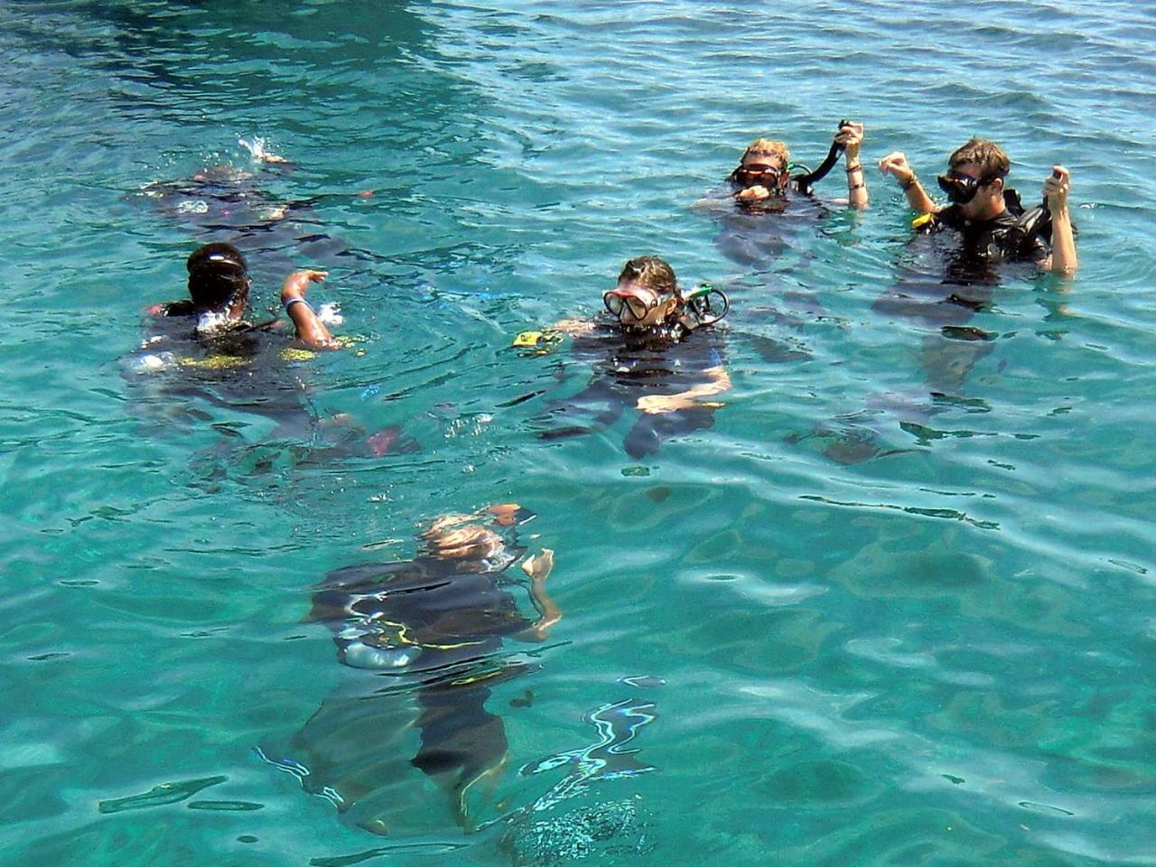 Bunaken Sea Garden Resort Exterior foto